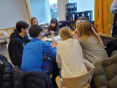 „Politischer und gesellschaftlicher Konsens. Konflikte und Konfliktlösungsstrategien – in der Antike und heute?“ vom 03.12. – 08.12.2025 am Wittelsbacher-Gymnasium in München - Bilder 1